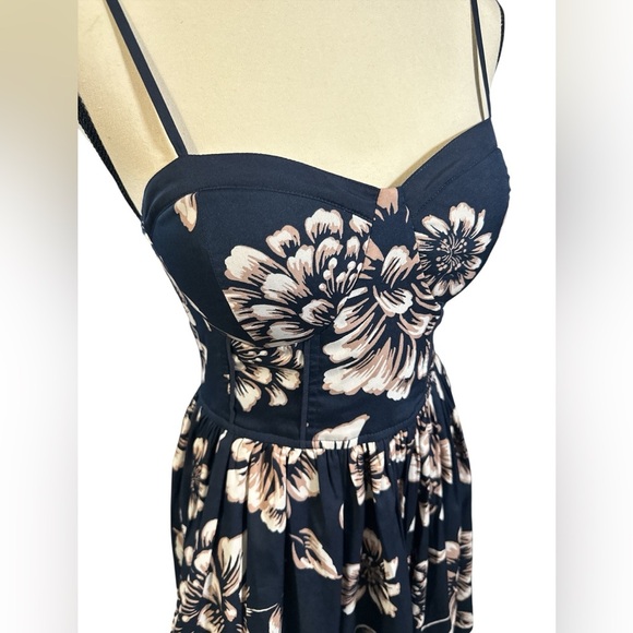 Band of Gypsies Navy and Tan Spaghetti Strap Mini Dress - Picture 4 of 7